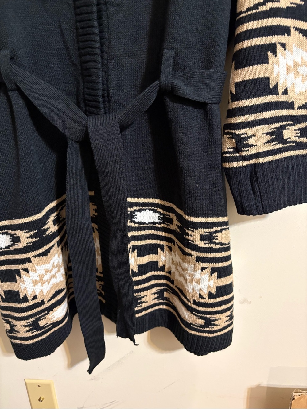 Chaps sweater women’s 2XL black tan Southwestern style belted long cardigan NWT - Picture 5 of 16